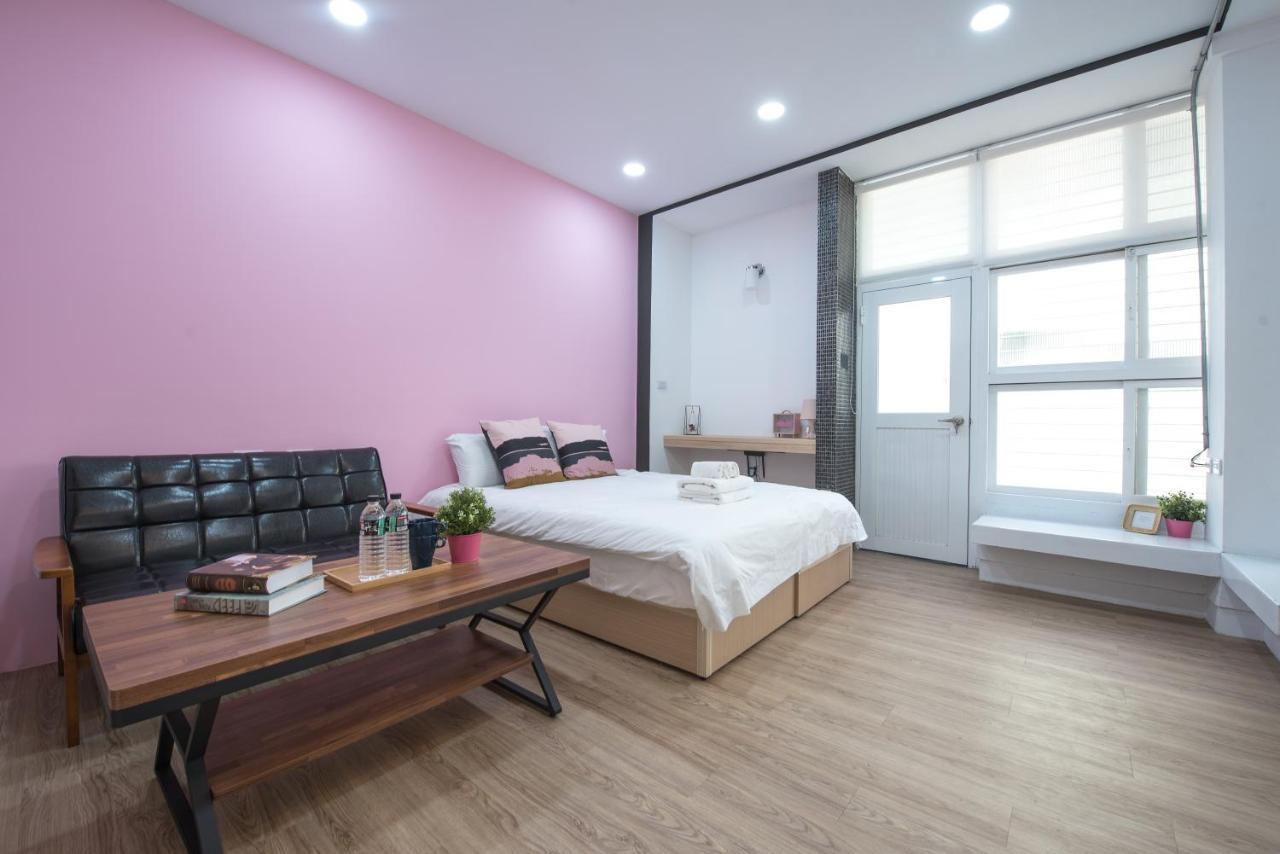 Bird Series B&B&Hostel複合式民宿#本國旅客須先匯款 ไถหนาน ภายนอก รูปภาพ