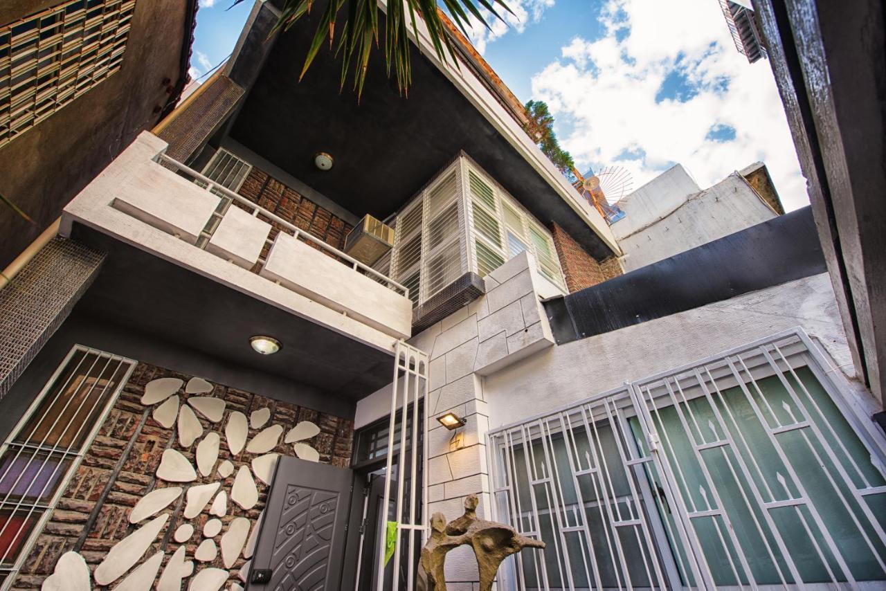 Bird Series B&B&Hostel複合式民宿#本國旅客須先匯款 ไถหนาน ภายนอก รูปภาพ