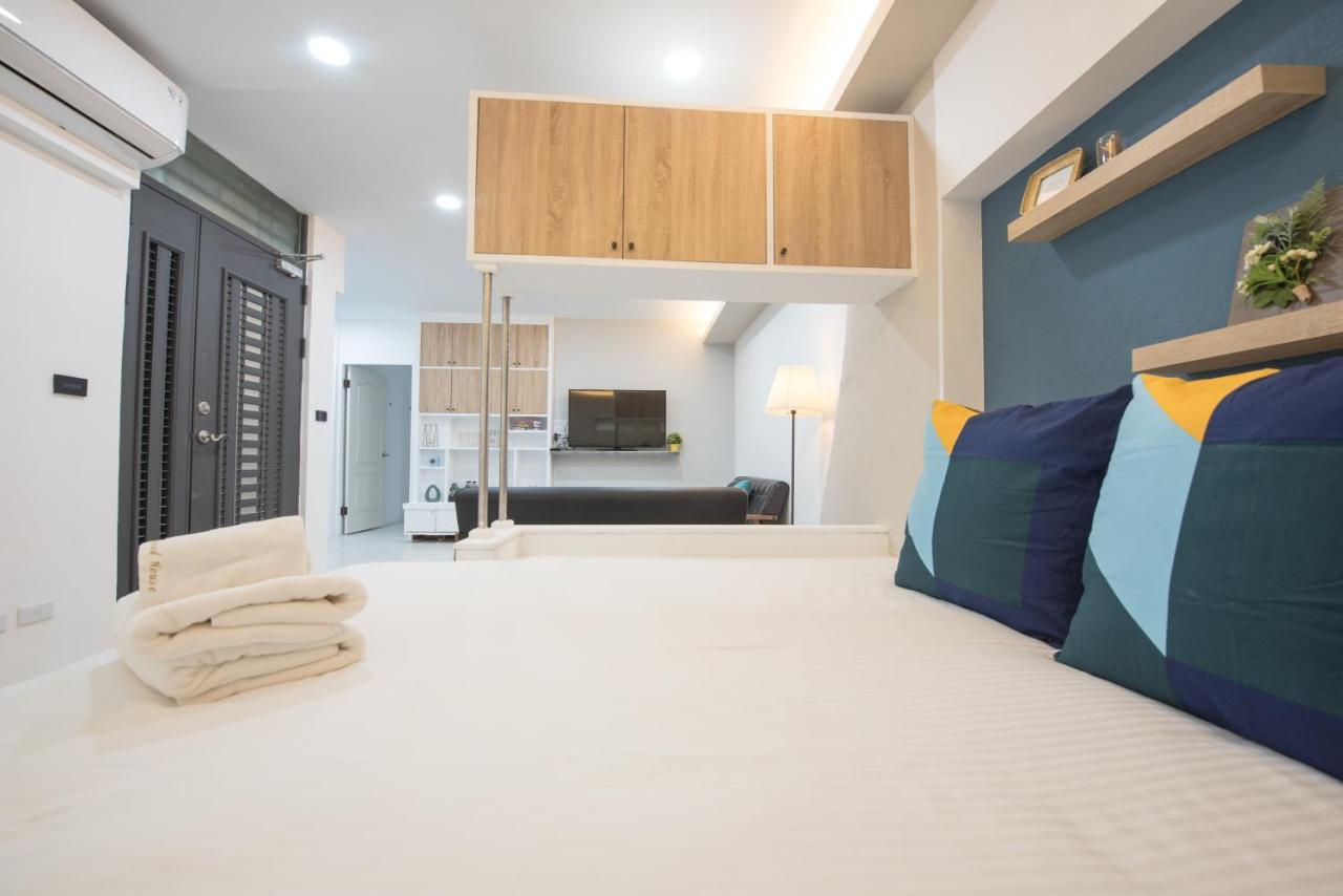 Bird Series B&B&Hostel複合式民宿#本國旅客須先匯款 ไถหนาน ภายนอก รูปภาพ